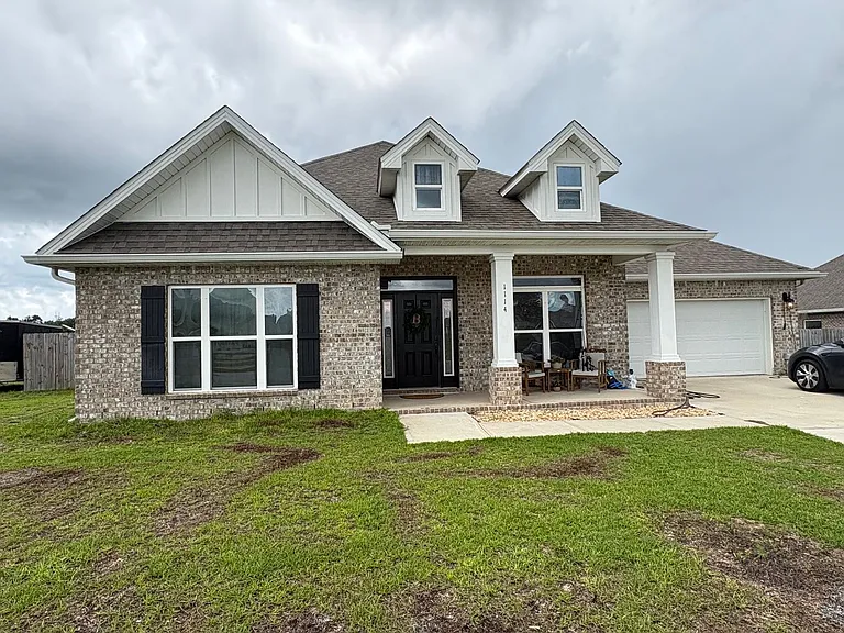 1114 Shoal River Dr — Photo 1