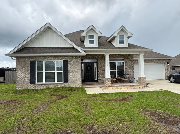 1114 Shoal River Dr, Crestview, FL 32539