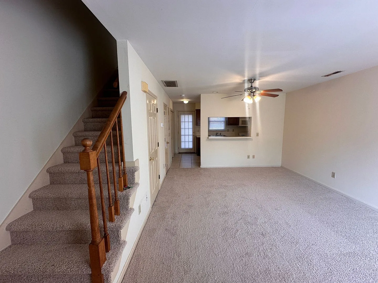 2 Bed 2 Bath Townhouse — Photo 2