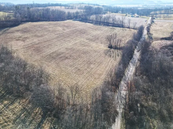 14102 County Road 6, Dresden, OH 43821