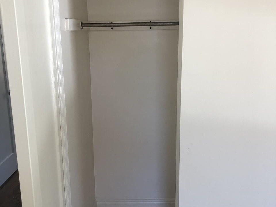1st image of 290 Highland Pkwy APT 6