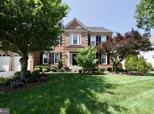 5495 Ashleigh Rd, Fairfax, VA 22030