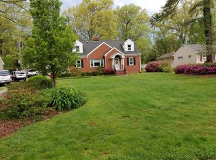 246 James River Dr, Newport News, VA 23601