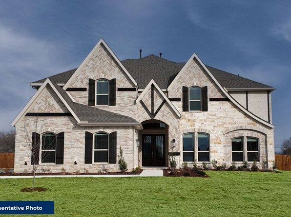301 E Cheyenne Mountain Cor, Ovilla, TX 75154