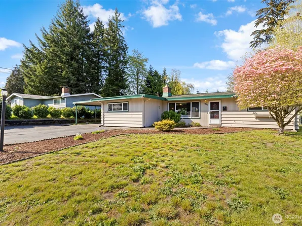902 Hanford Avenue, Bremerton, WA 98310