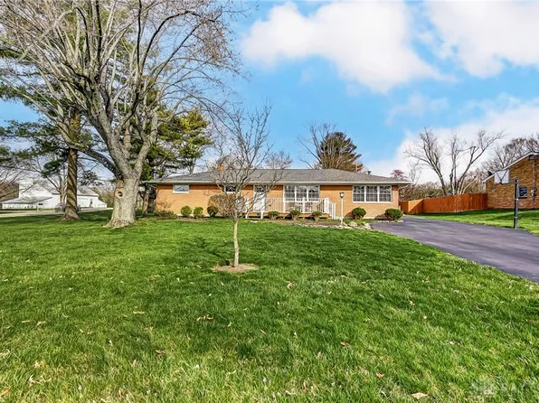 2800 Oxford Dr, Springfield, OH 45506