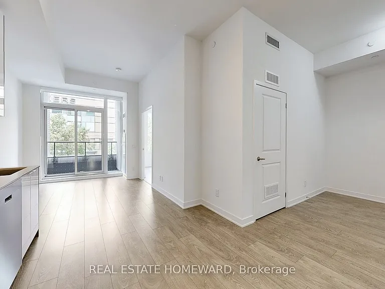 543 Richmond St W #208 — Photo 6