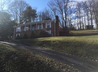 1194 Midway Rd, Midway, WV 25878