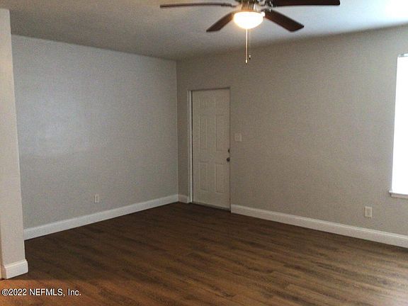 5th image of 2124 Buckman St