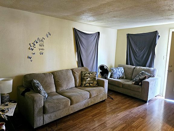 2nd image of 3026 W Krause Ave