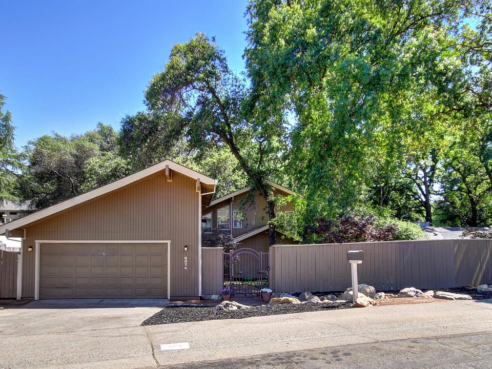 2nd image of 6074 Garden Towne Way