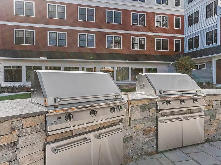 The Block at 22 Everett St — Photo 25