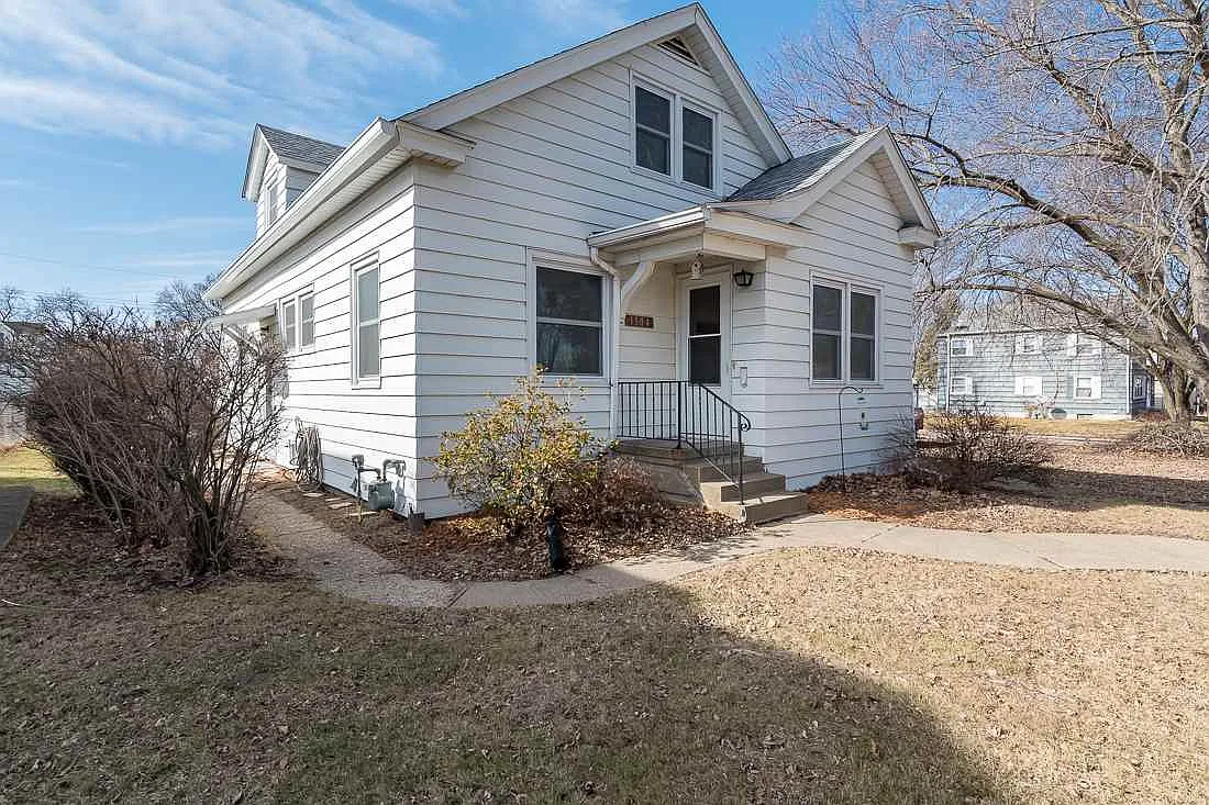 1504 43rd St photo 1