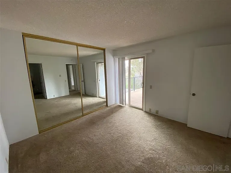 4354 Vision Dr — Photo 15