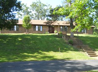 313 Pine Grove Rd, Willow Springs, MO 65793