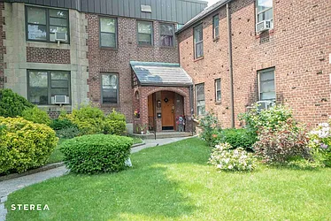 Sold by Sterea Agency