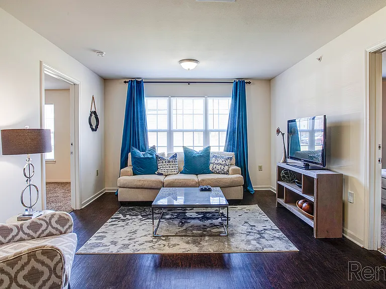 Glenrock Apartments — Photo 18