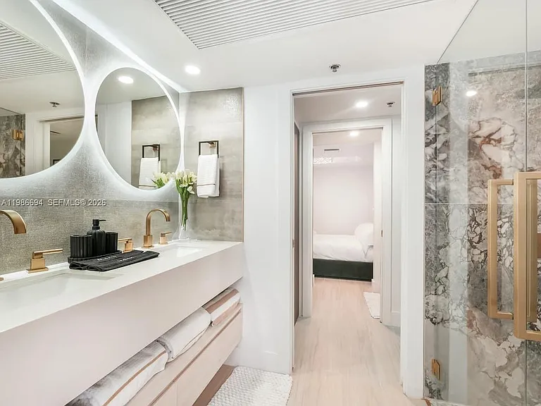 100 Collins Ave #202 — Photo 6
