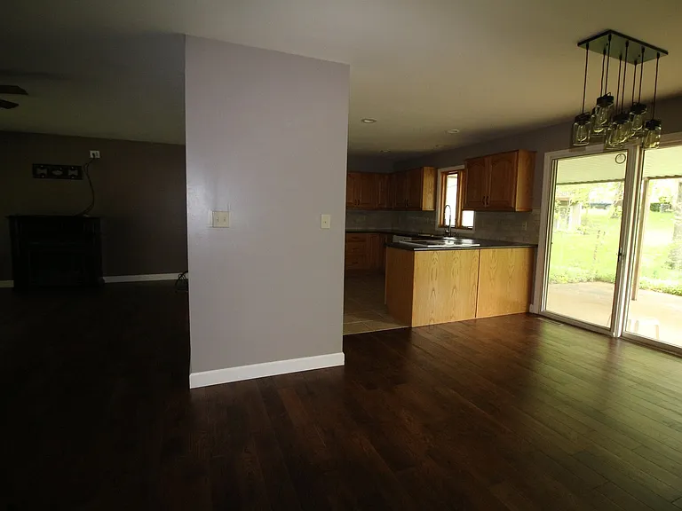 133 Youngridge Dr — Photo 15