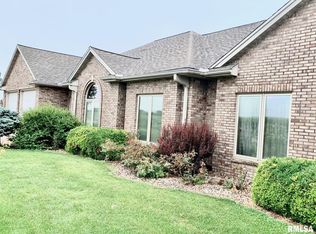 1570 Liberty Rd #1572, Jacksonville, IL 62650