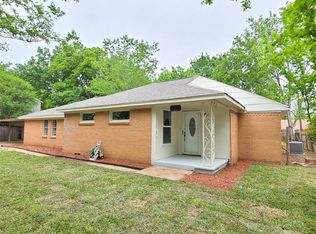 1911 Bosque Ln, Arlington, TX 76006
