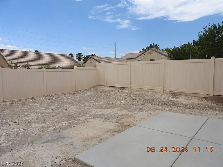 521 Dolphin Peak Ct — Photo 35