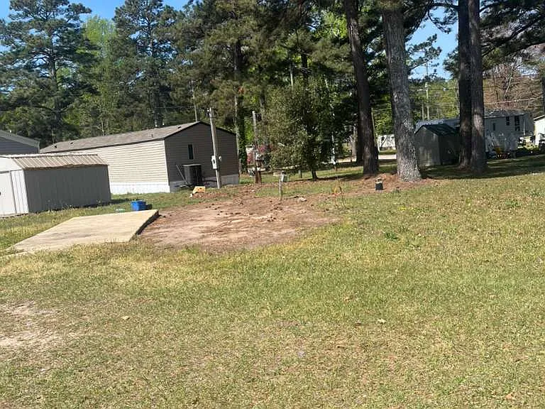 1697 Peach Orchard Rd #310 — Photo 2