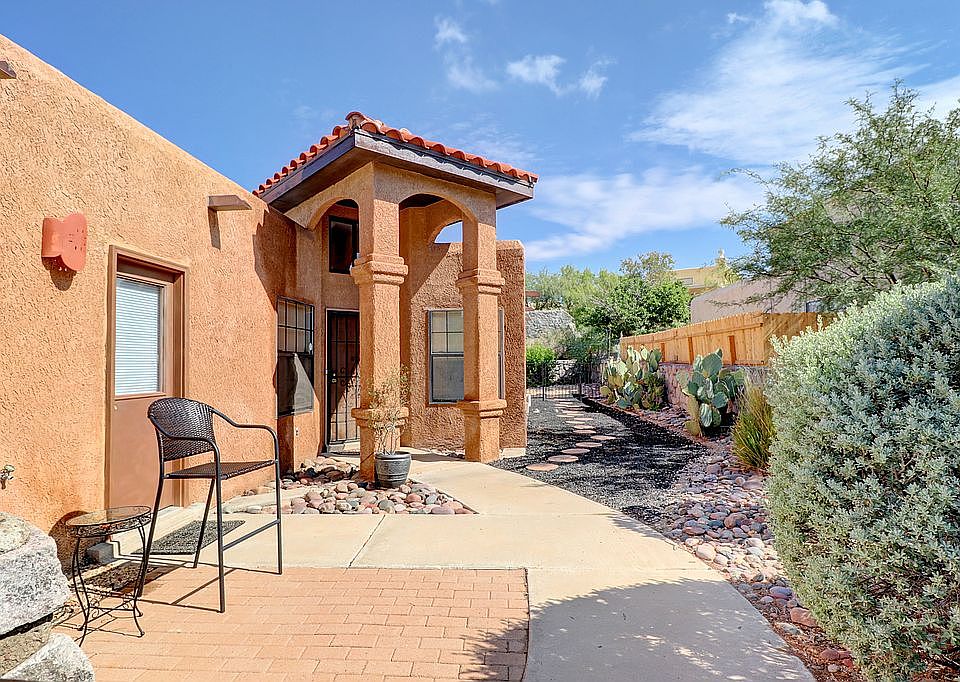 2031 Pinetrail St, Las Cruces, NM 88012 | Zillow