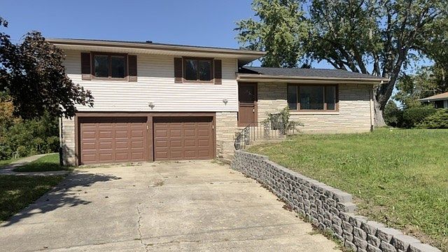 1st image of 23406 W 135th St