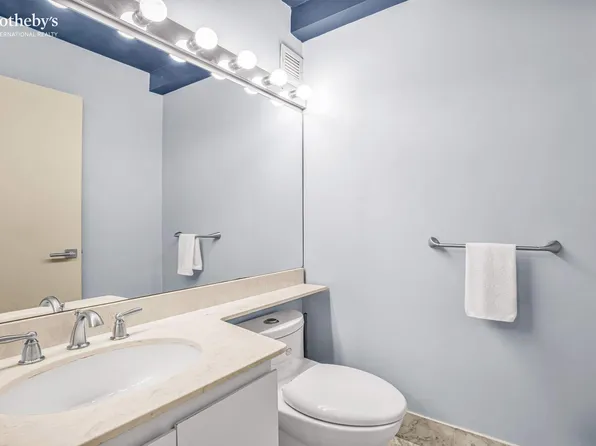 311 East 38th Street image 10 of 13