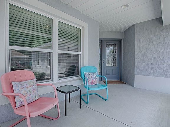 2nd image of 5724 Leigh Ln
