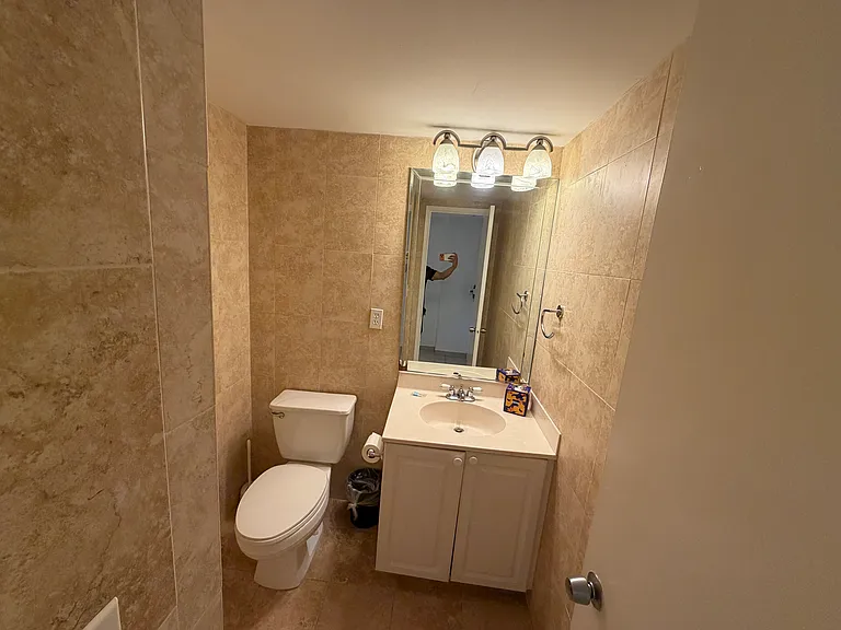19390 Collins Ave #1405 — Photo 9