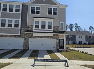 5320 River Reach Dr, Raleigh, NC 27616