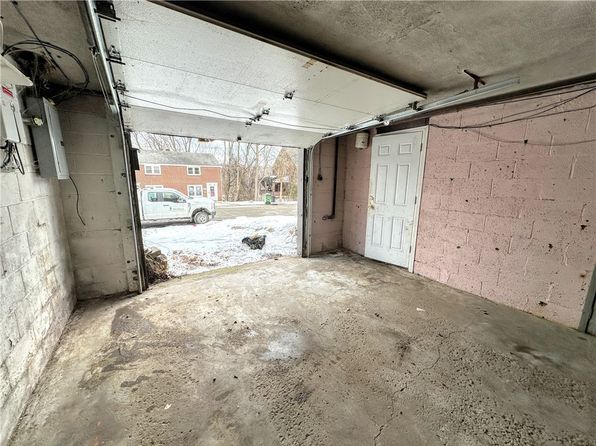 pittsburgh-pennsylvania-11417857 picture