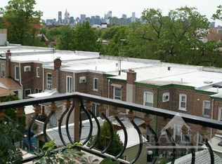 2535 36th St APT 1R, Astoria, NY 11103