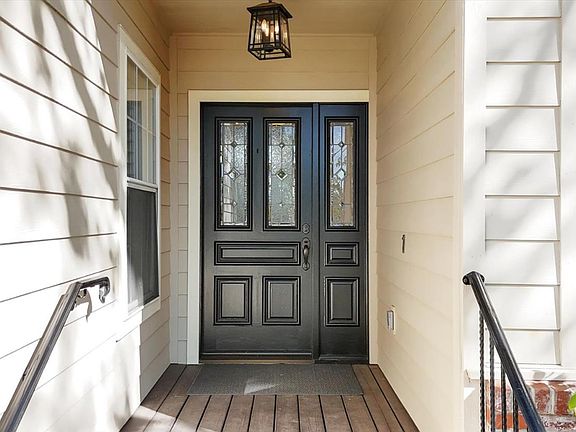 4th image of 628 Morgan Ranch Dr