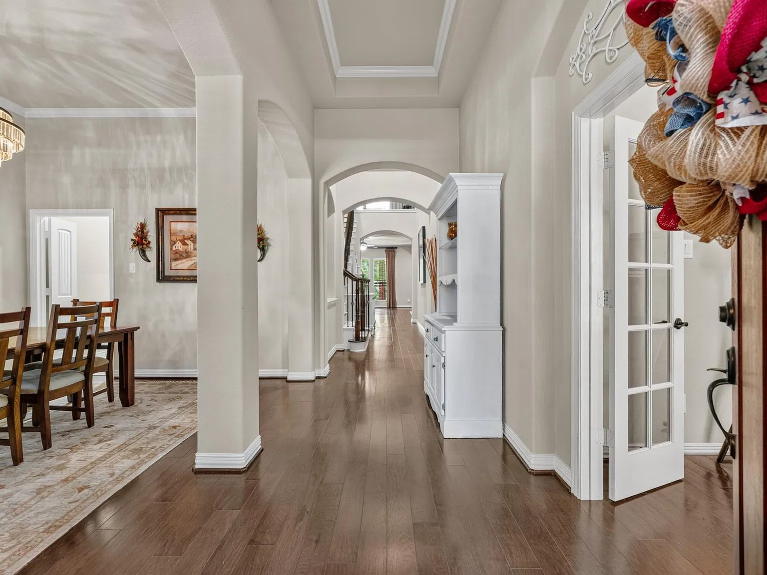 4 bed, 3.5 bath, 3603 sqft, $5,000 — Photo 4