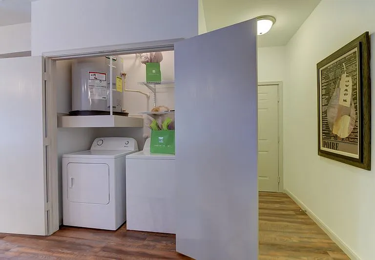Volar Apartments — Photo 14