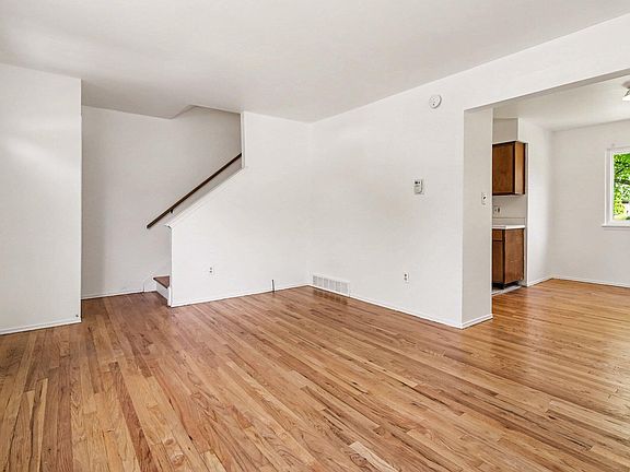 5th image of 3069 Wolverine Dr
