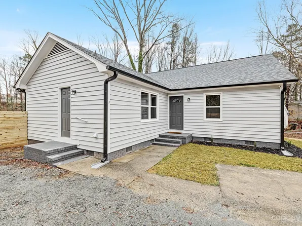 7421 Honey Flower Pl, Charlotte, NC 28214