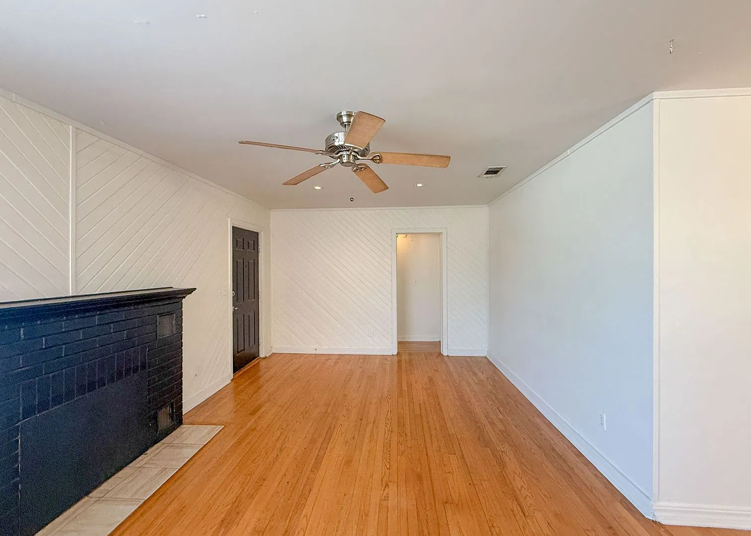 3 Bedrooms in OKC! — Photo 1