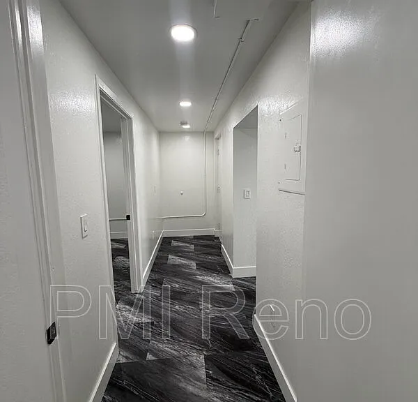 778 Forest St #10 — Photo 9