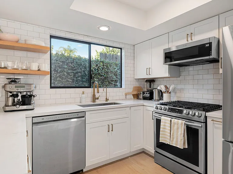 34 Ocean View Ave #3 — Photo 13