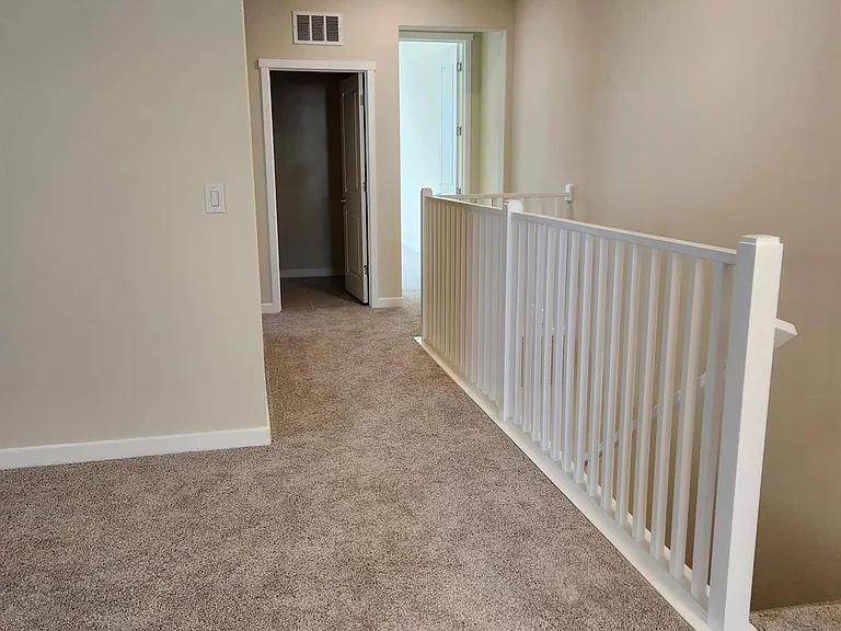 3139 Bobwhite Ct — Photo 8