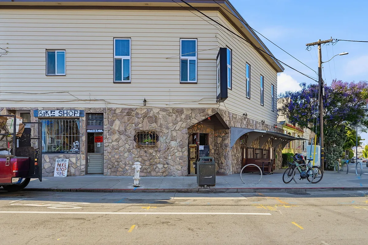 Building Photo - 84 29th St #84
