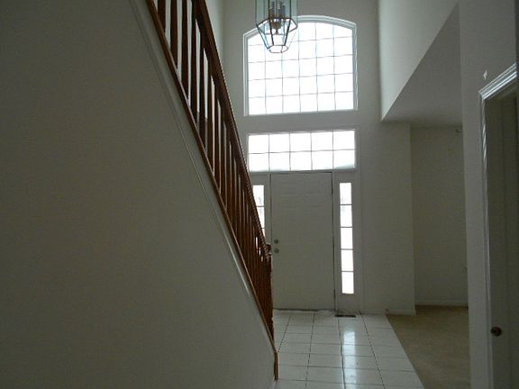 2nd image of 593 Versailles Dr