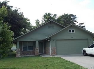 219 N 16th St, Muskogee, OK 74401