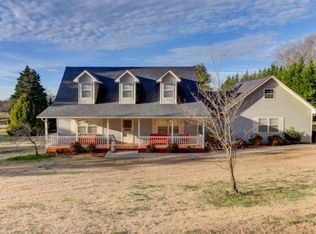 1119 Panorama Dr, Maryville, TN 37801