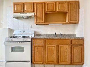 1867 Greene Ave FLOOR 3, Ridgewood, NY 11385