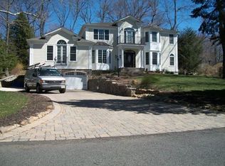 23 Midvale Ave, Millington, NJ 07946